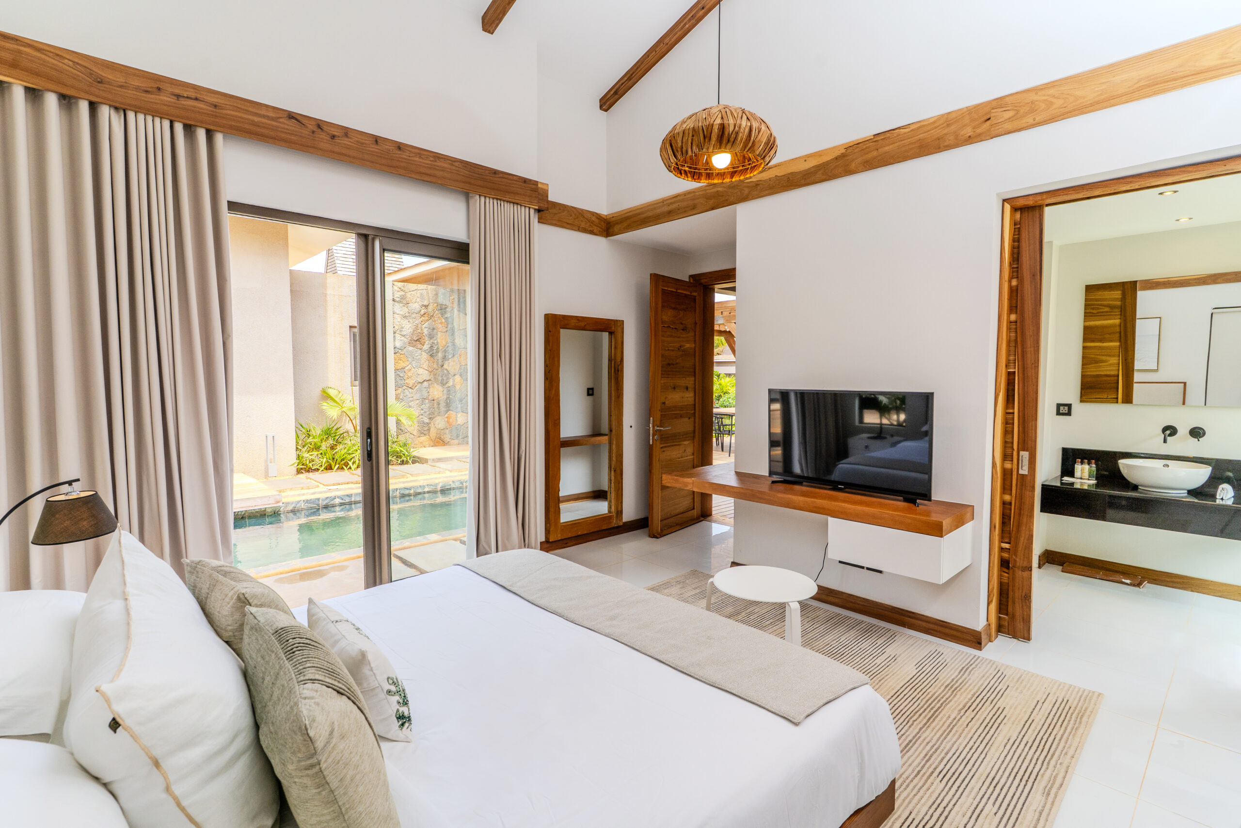 JACARANDA VILLA 1 25 scaled